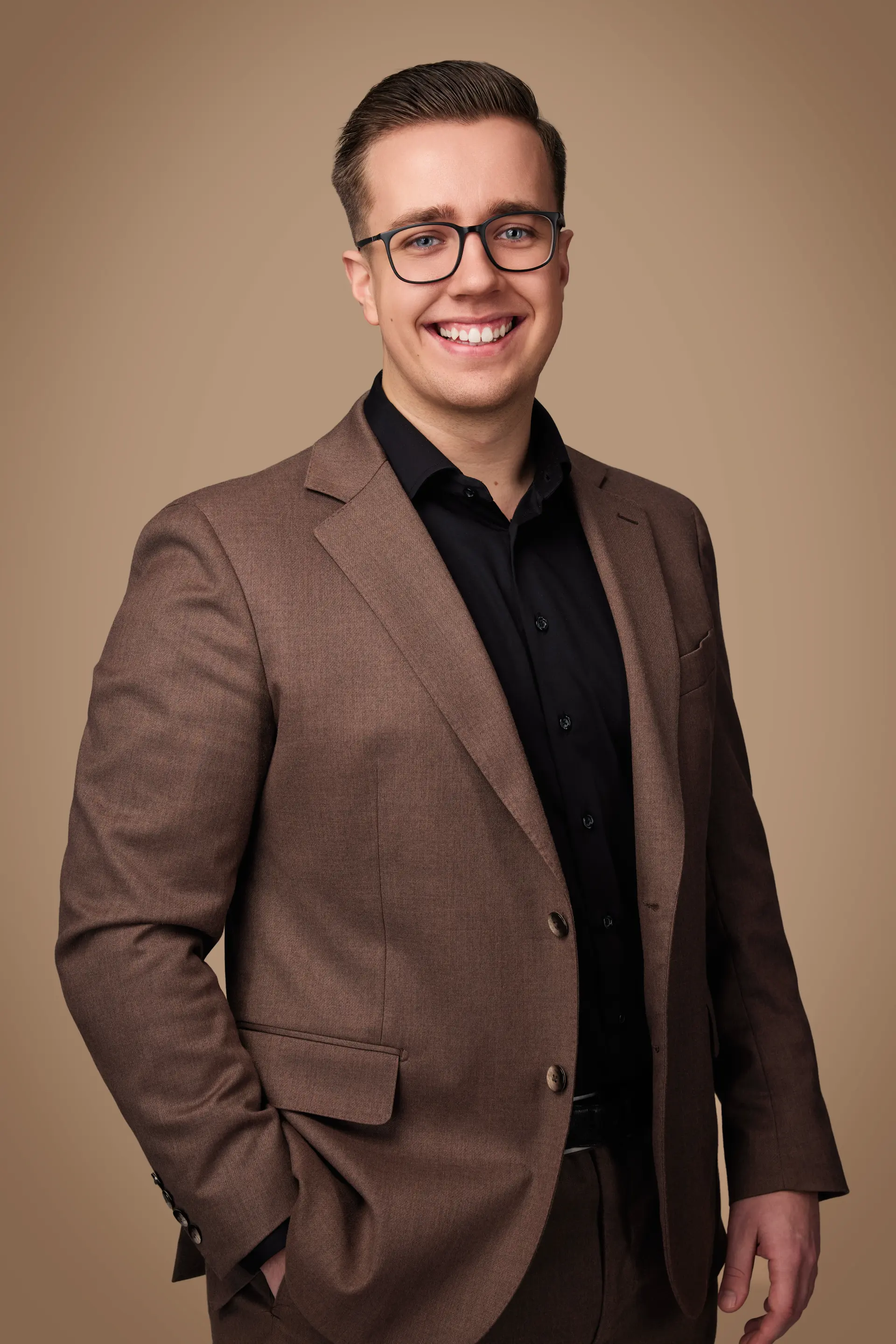 Adrian Dyrstad